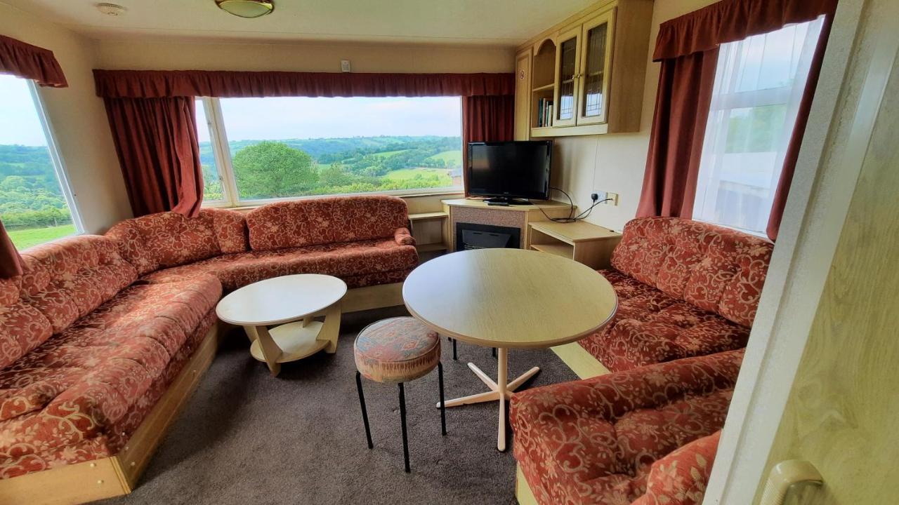 Grey Alders Villa Carmarthen Dış mekan fotoğraf